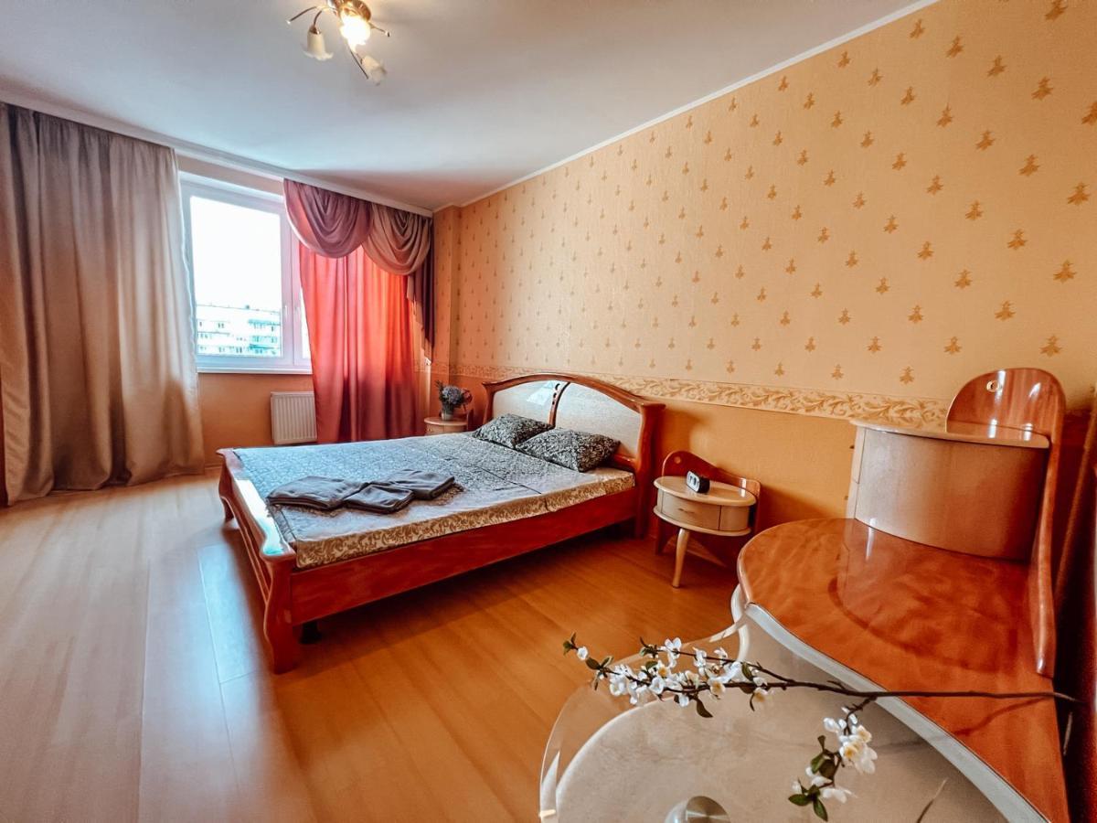 Cozy Apartments On The Left Bank Kiev Exteriör bild